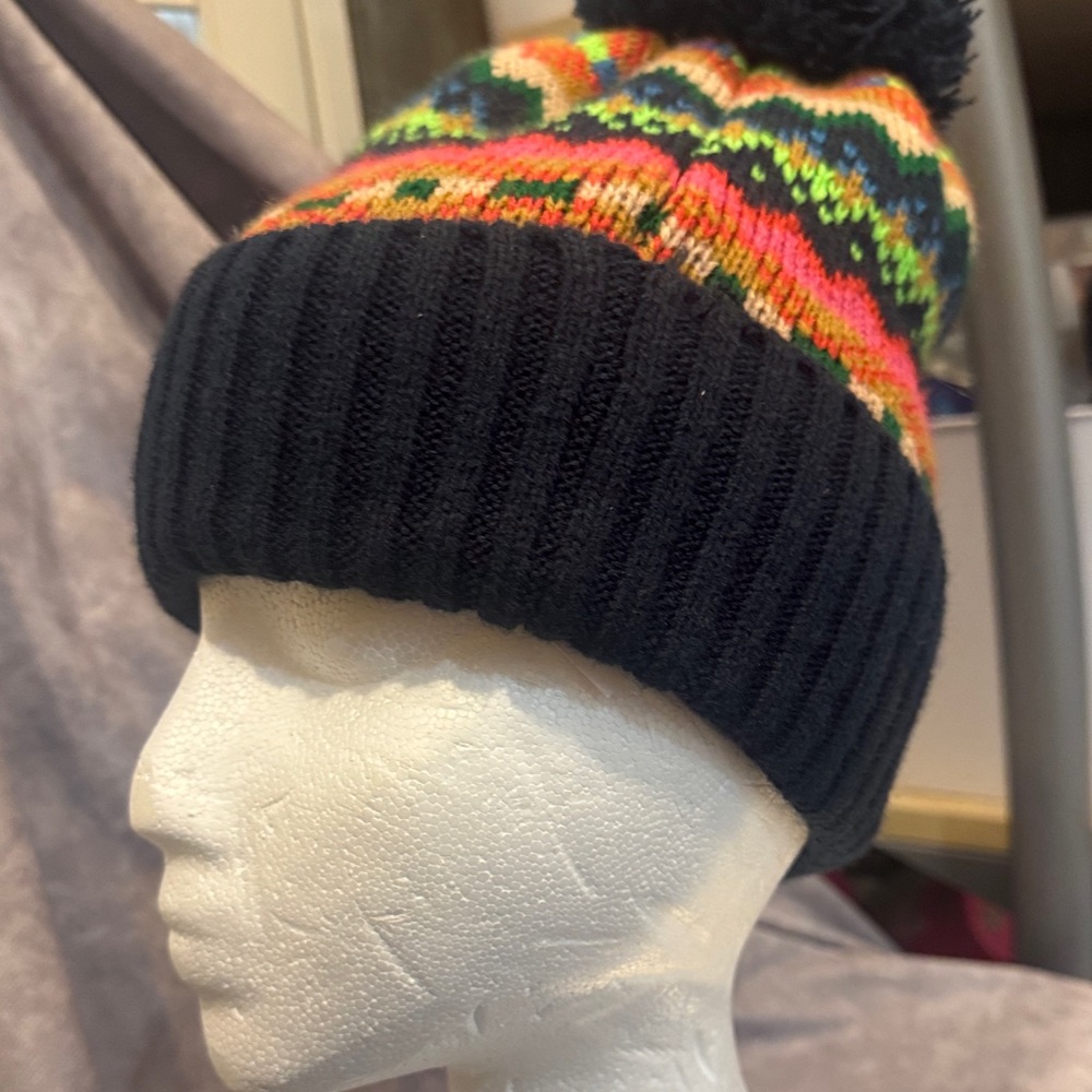 GAP Multicolor Knit Beanie with Black Pom Pom kids S/M
